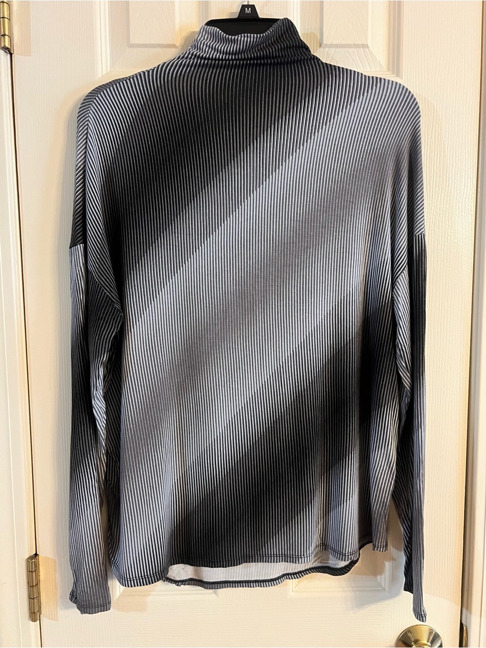 Tahari Black & Grey Striped Long Sleeve Top